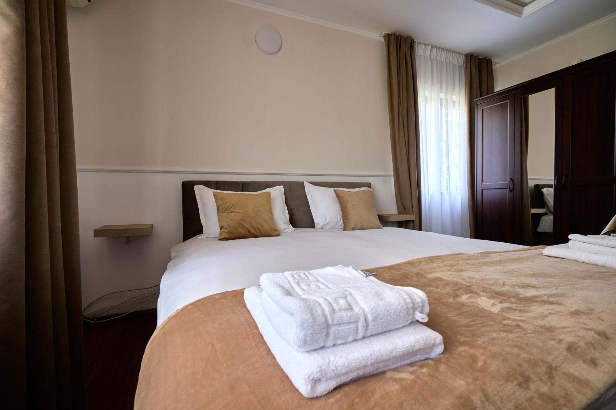 Therme Airport Resort Corbeanca Exterior photo